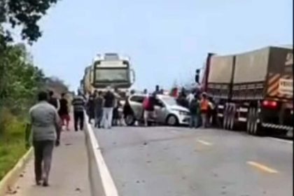 acidente-deixa-seis-pessoas-feridas-proximo-ao-distrito-do-guapore-na-br-364