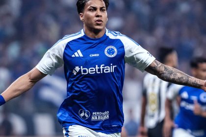 kaio-jorge-brilha-e-cruzeiro-derrota-atletico-mg-na-copa-do-brasil