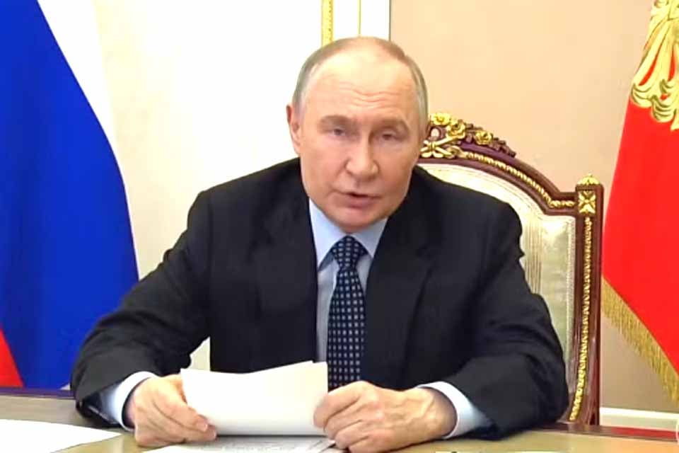 russia-nega-ter-enviado-intencionalmente-drones-abatidos-no-espaco-aereo-da-polonia