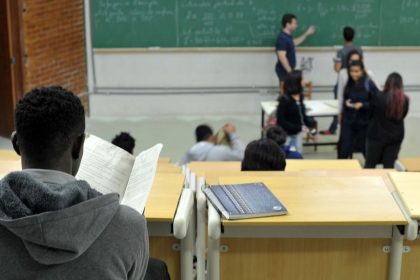 mec-oferta-7,8-mil-vagas-de-pos-graduacao-gratuita-para-professores