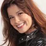 samara-felippo-diz-que-foi-“vitima-do-sistema-da-beleza”,-mas-hoje-prioriza-saude-e-bem-estar