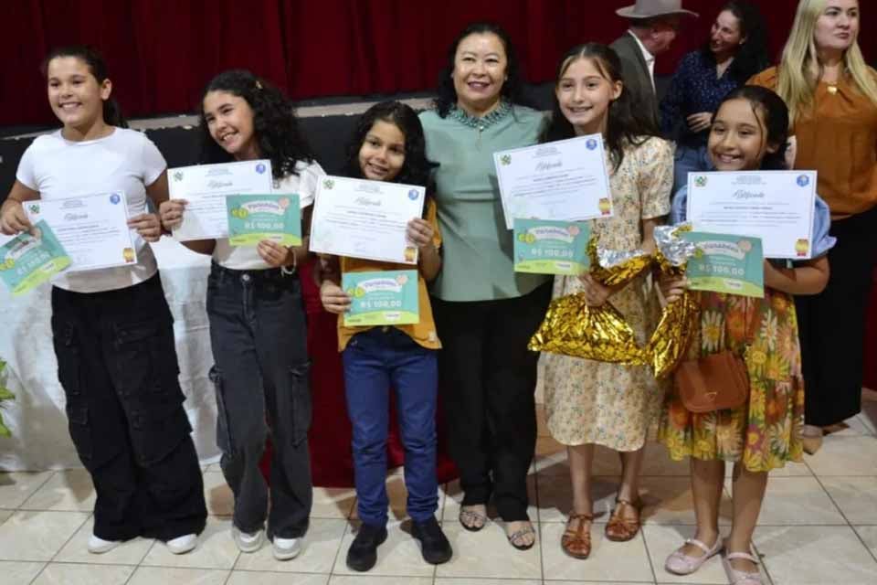 prefeitura-celebra-avanco-na-alfabetizacao-e-investe-na-educacao-municipal