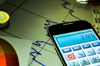 mercado-financeiro-projeta-inflacao-de-4,83%-em-2025