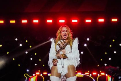 joelma-faz-show-gratis-nos-111-anos-de-porto-velho-com-bolo-de-111-metros