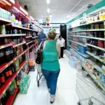 sp:-cesta-basica-tem-queda-puxada-por-melhora-no-valor-de-proteinas
