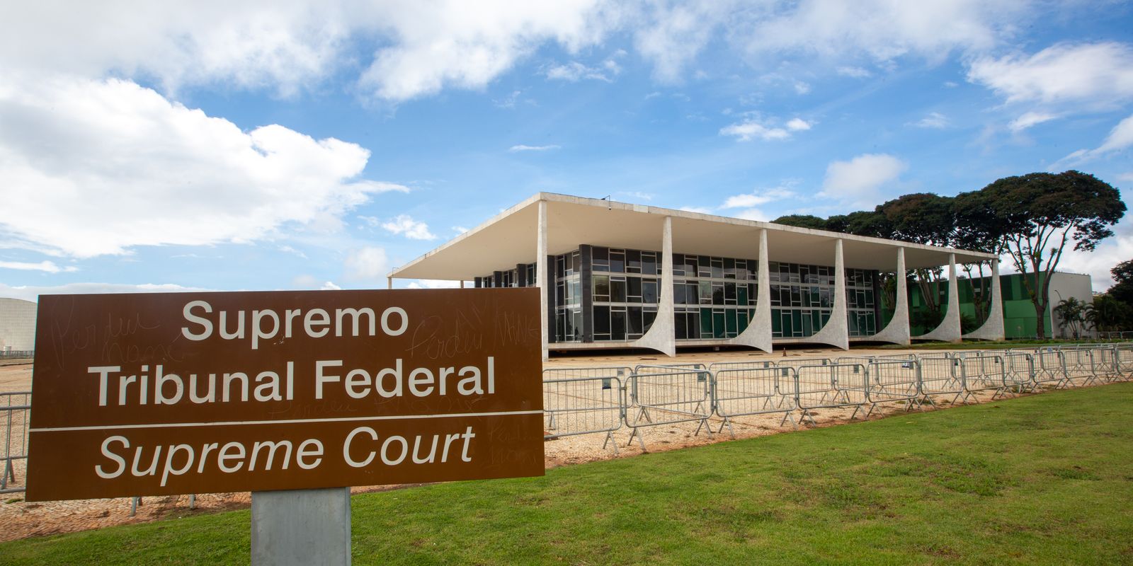 base-do-governo-na-camara-vai-ao-stf-contra-pec-da-blindagem
