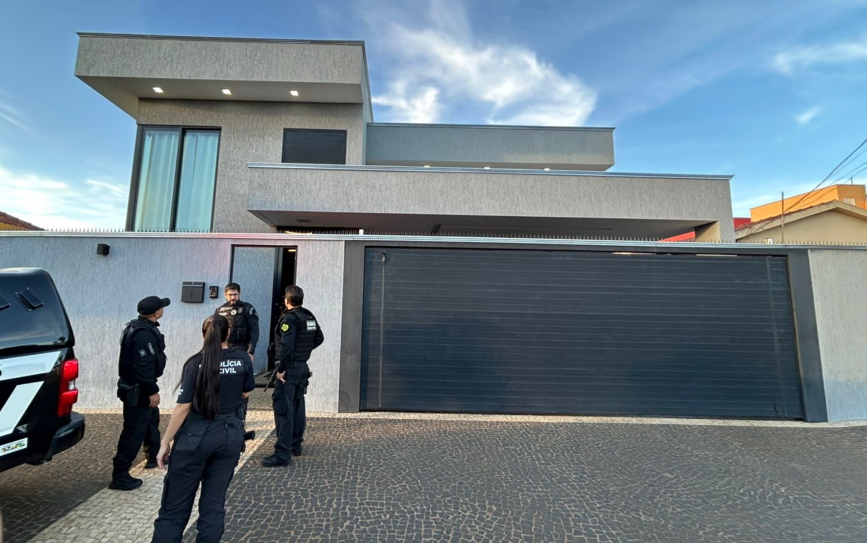 remedios-falsificados:-policia-civil-realiza-operacao-em-goias