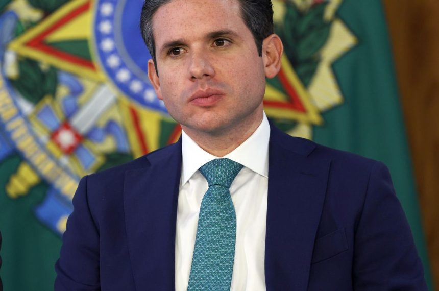 motta-afirma-que-isencao-do-ir-pode-entrar-em-pauta-na-semana-que-vem