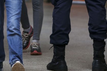 tce-suspende-processos-seletivos-para-escolas-civico-militares-em-sp