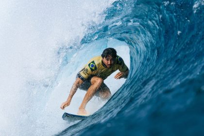 yago-dora-e-campeao-mundial-de-surfe-profissional