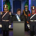 por-que-o-governo-do-liberal-milei-decidiu-intervir-novamente-no-cambio-da-argentina