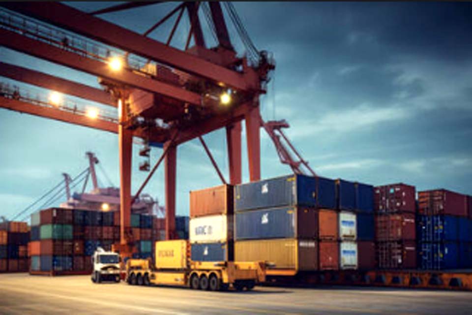 balanca-comercial-tem-saldo-positivo-de-us$-6,1-bi-em-agosto